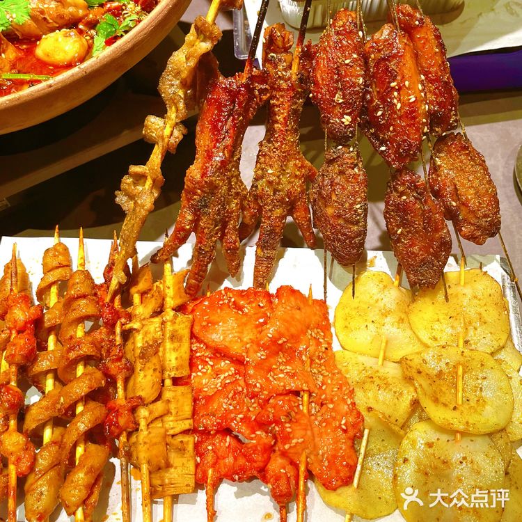 看欧洲杯,吃烧烤,美滋滋~