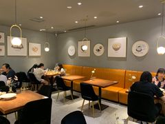 -POKEE VIA&Brunch·维娅(重庆来福士店)