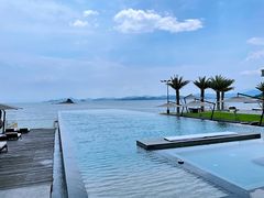 无边际泳池-深圳大梅沙京基洲际度假酒店