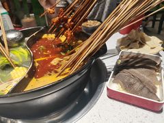-钢管厂五区小郡肝串串香(蜀都万达店)