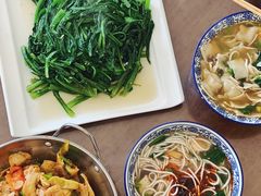 清炒油麦菜-阿法柯柴火鸡羊肉面片馆