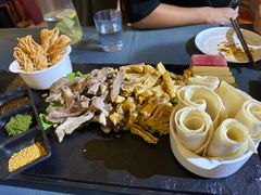 -伊带伊路新疆美食府(呼家楼店)