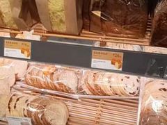 -PARIS BAGUETTE巴黎贝甜(周浦万达店)