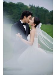 -樱花婚纱摄影