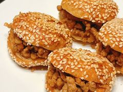 烧饼-四季民福烤鸭店(外滩外白渡桥店)