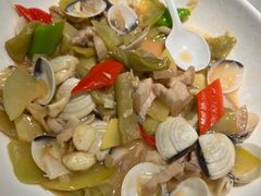酸西瓜酸笋黑猪肉-沿江海南菜·文昌鸡祖师爷(大东海店)
