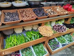 -华冠悠岚·庭院餐厅(青城后山店)