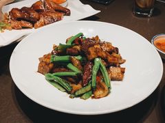 菌酱螺旋粉炒牛肉粒-有璟阁港式餐厅(国贸商城店)