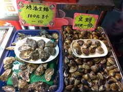 -六合夜市