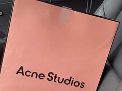 -Acne Studios(芮欧百货店)