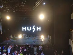 -瑞虹新天地月亮湾