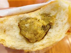 咖喱牛肉面包-老大昌(淮海中路店)