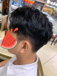 -环球蝶上美业连锁