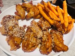 -必胜客(漕宝路店)