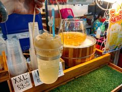 -席娜卡琳火车铁道夜市