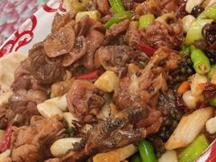 -闯关东东北农家菜(崂山石老人店)
