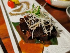 红酒烩牛舌-熊藏居酒屋(kkone店)