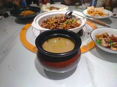 -范氏烧鸡公·甲鱼馆(郭徐岭广场店)