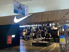 -NIKE品牌体验店(金源新燕莎店)