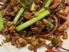 沙姜炒鱿鱼-强记湛江鸡饭店·二十七年老字号(拱北店)
