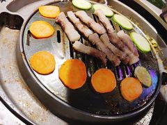 -哈哈碳都·牛肋条无限自助烤肉(宝龙店)