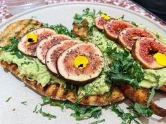 无花果手撕鸡肉tapas-Toris(LuOne凯德晶萃广场店)