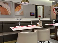 -滩外滩·本帮江浙菜(新天地店)