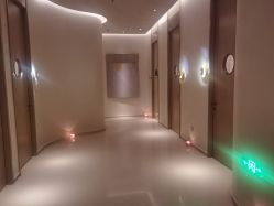 -依霖·艺术·SPA