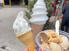 -古老冰山特色冰淇淋店(艾提尕尔店)