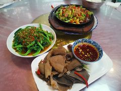 -洪霞餐馆