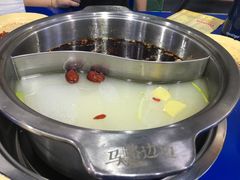 -马路边边·成都串串(翠柏路店)