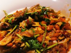 -费大厨辣椒炒肉(吉联MALL店)