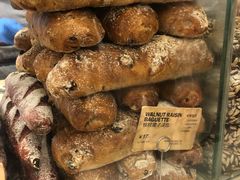 核桃提子法包-PAPER STONE BAKERY(天环店)