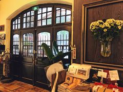 大堂-良友书坊(安徽路店)