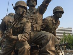 -韩国战争纪念馆