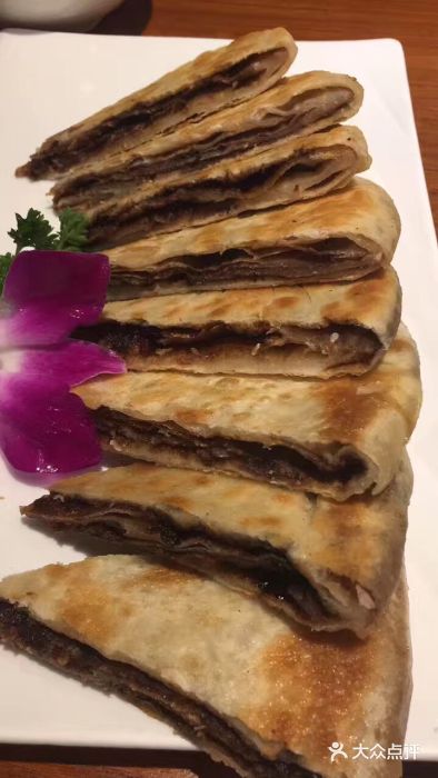院落创意菜芝麻酱糖饼图片