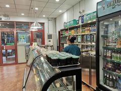 -护国寺小吃店(红莲南路店)