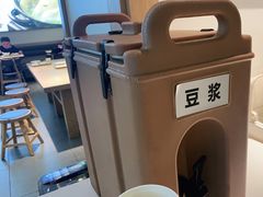 -老乡鸡(上海品尊国际中心店)
