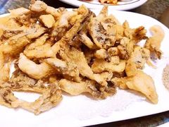 -老码头黑皮肘子锅包肉(文政街店)