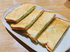 咖椰吐司-HELLO 27 意面·沙拉·帕尼尼