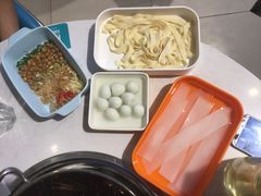 -蛙两只美蛙鱼头火锅(恒茂店)