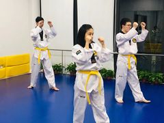 -金载勋跆拳道场(玲东花园店)
