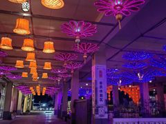 -王府井奥莱棋盘山小镇