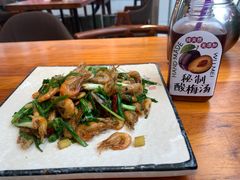 -梁姐啤酒鱼(兴坪古镇店)