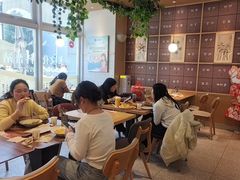 -必胜客(WOW昙华林店)