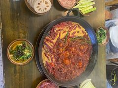 -黄潇洒老火锅(九眼桥宏济巷店)