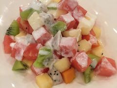 水果沙拉-三亚海韵度假酒店·渔人码头海鲜火锅BBQ自助餐厅·落日吧