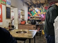 -渝嘴小老弟老火锅(华新村店)