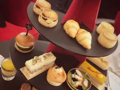 -Salon de The de Joel Robuchon(外滩18号店)