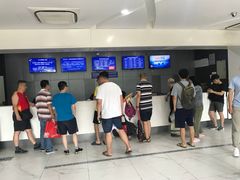 -包玉刚游泳场(黄龙恒励大厦店)